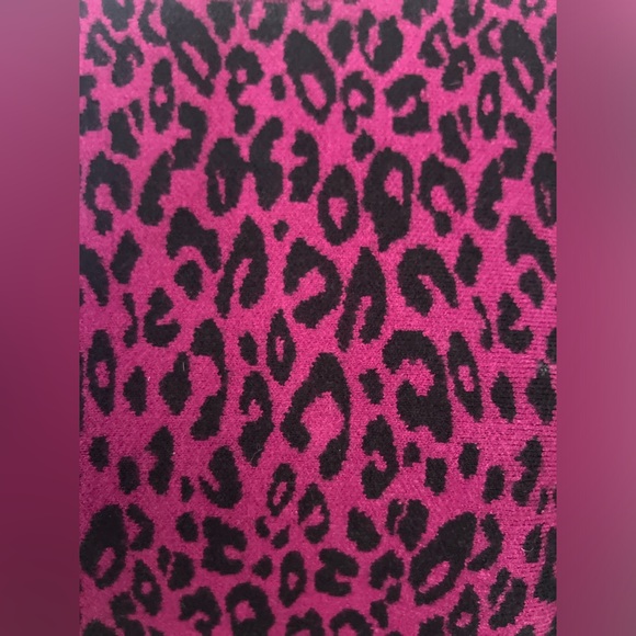 Apt 9. - neon fuchsia leopard cozy sweater - Picture 6 of 10